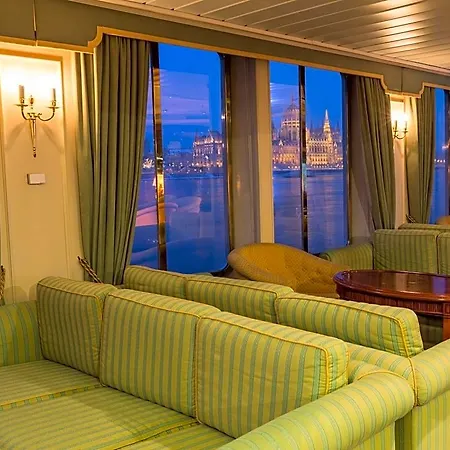Hotel en barco Onriver - Ms Cezanne