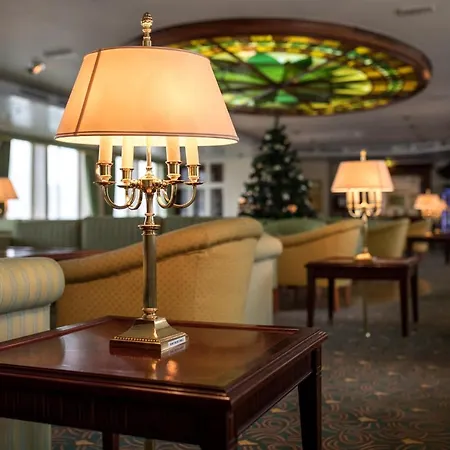 Onriver - Ms Cezanne 4*