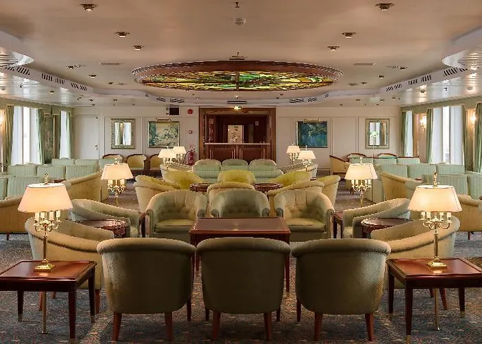 Botel Onriver - Ms Cezanne