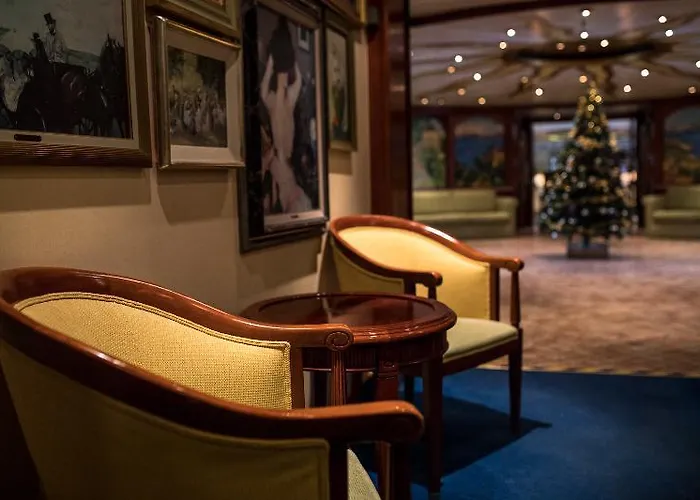 Onriver - Ms Cezanne 4*