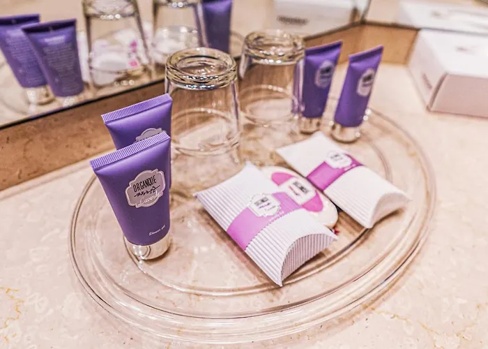 Onriver - Ms Cezanne 부다페스트