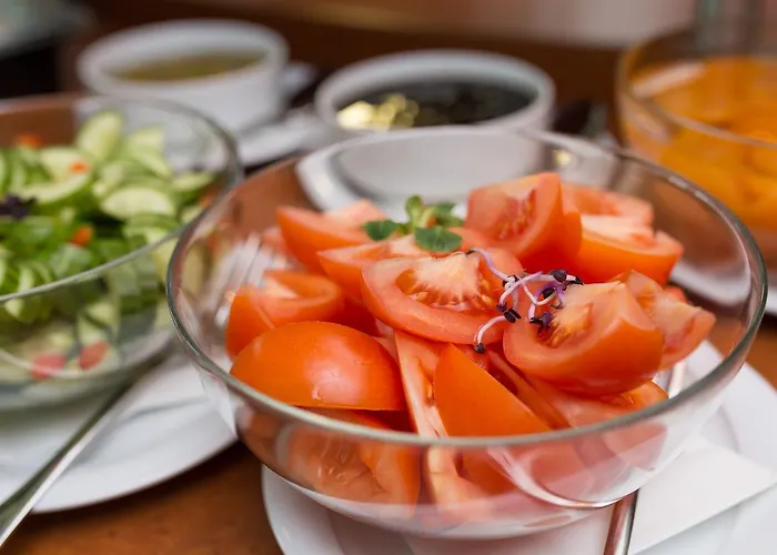 Botel Onriver - Ms Cezanne