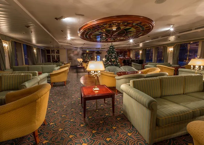 Onriver - Ms Cezanne Botel Budapesta